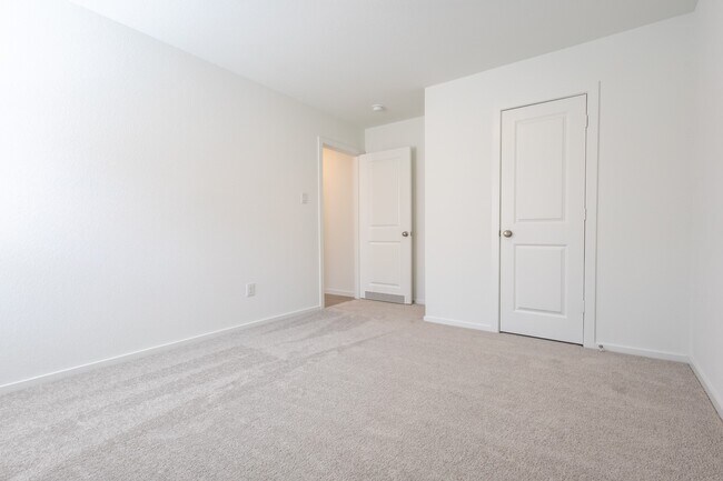 Building Photo - 21210 Newberry Grv Ln