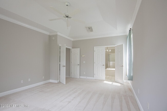 Building Photo - 9166 Spindletree Way
