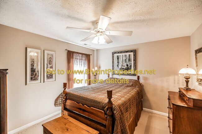 Building Photo - Madison/Rivergate Area - 3 Bedroom, 2.5 Baths