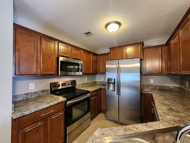 Building Photo - Welcome Home!