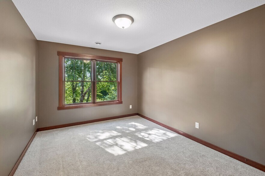 Building Photo - 14272 Grantaire Ln N