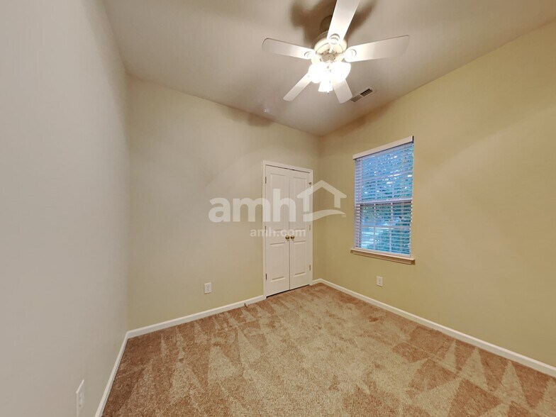 Building Photo - 8318 Townley Rd
