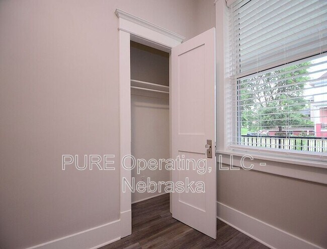 Building Photo - 2967 Harris St