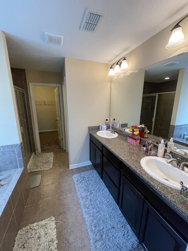 Building Photo - 7308 Sorrel Ct