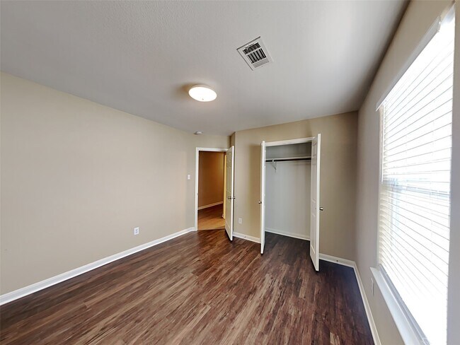 Building Photo - 4407 Nueces River Loop