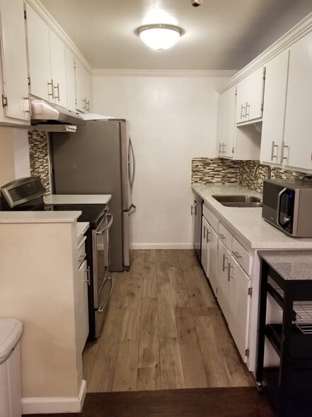 kitchen - 1770 Ximeno Ave
