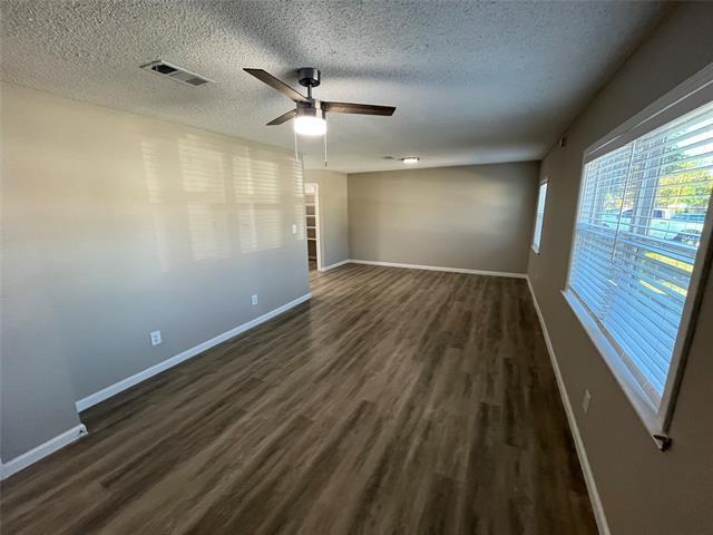 Building Photo - 710 Alto Dr