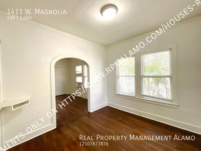 Building Photo - 1411 W. Magnolia-