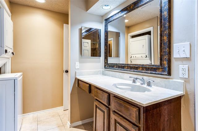 Building Photo - 5619 Preston Oaks Rd