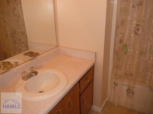 Building Photo - 1488 Flo Zechman Dr