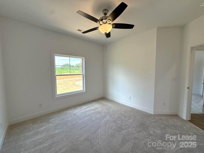 Building Photo - 8086 Blackwood Rd