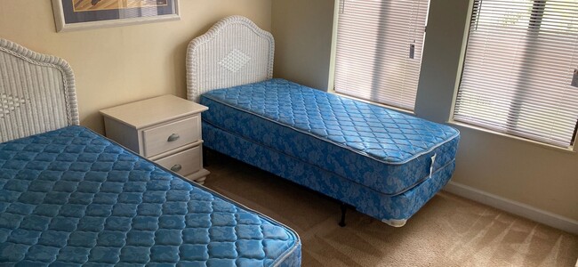 Building Photo - Furnished Two-Bedroom Coastal Condo | North End of Hilton Head