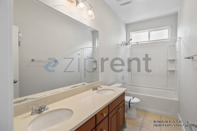 Building Photo - 1181 Navigator Dr