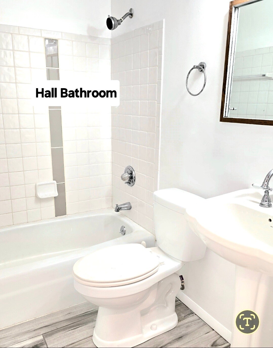 Hall Bathroom With Tub & Shoer - 4236 Astor Ave