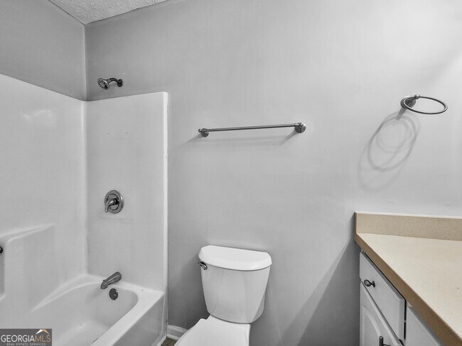 Building Photo - 201 Old Mill Trail SW