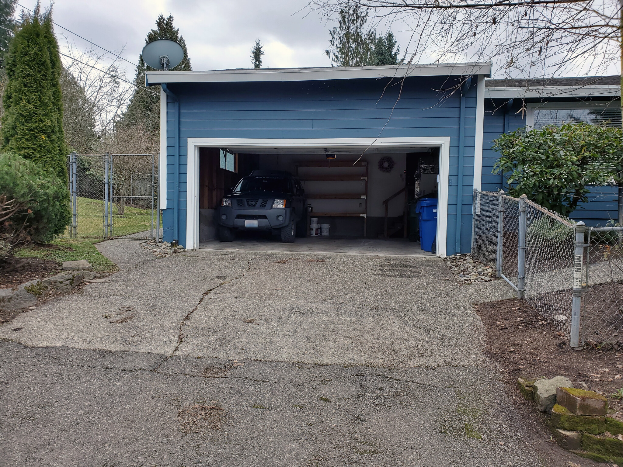 Garage - 3601 NE 145th St