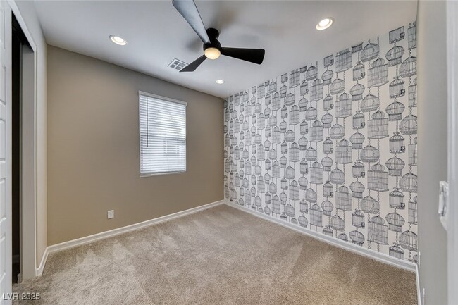 Building Photo - 148 Kimberlite Dr