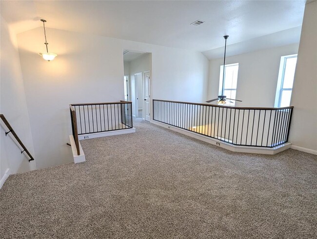 Building Photo - 13400 Briarwick Dr