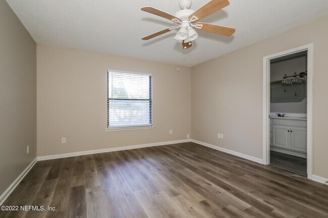 Building Photo - 12485 Anesworth Ct