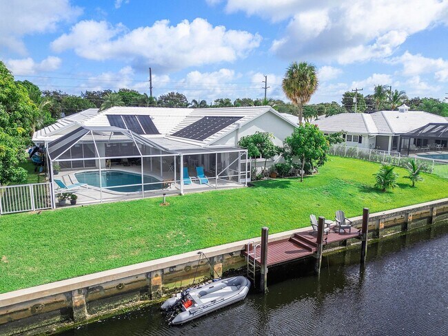 Building Photo - 772 Apple Tree Ln