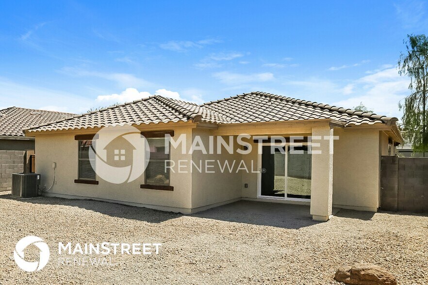 Building Photo - 2420 W Roeser Rd