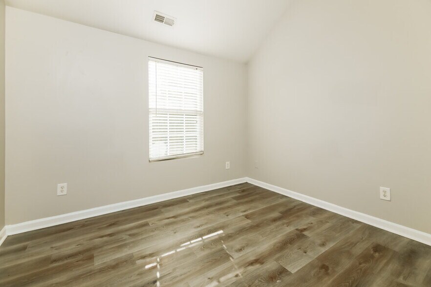Building Photo - 3430 Ferdilah Ln