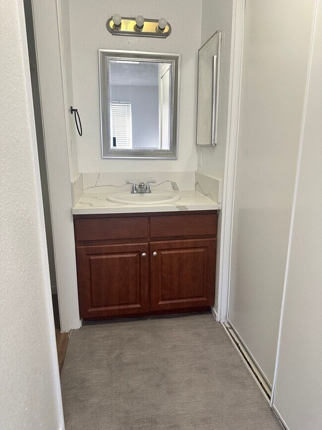 Building Photo - 5666 E Lake Mead Blvd