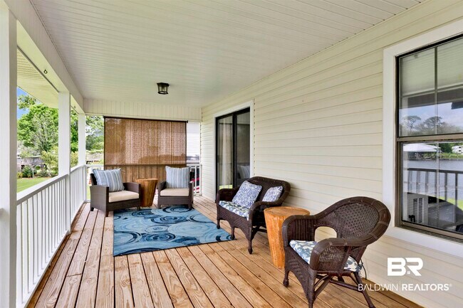 Building Photo - 15851 Keeney Dr