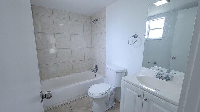 Building Photo - 2800 NW 56th Ave