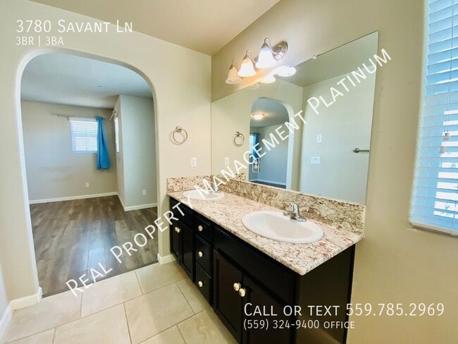 Building Photo - 3780 Savant Ln