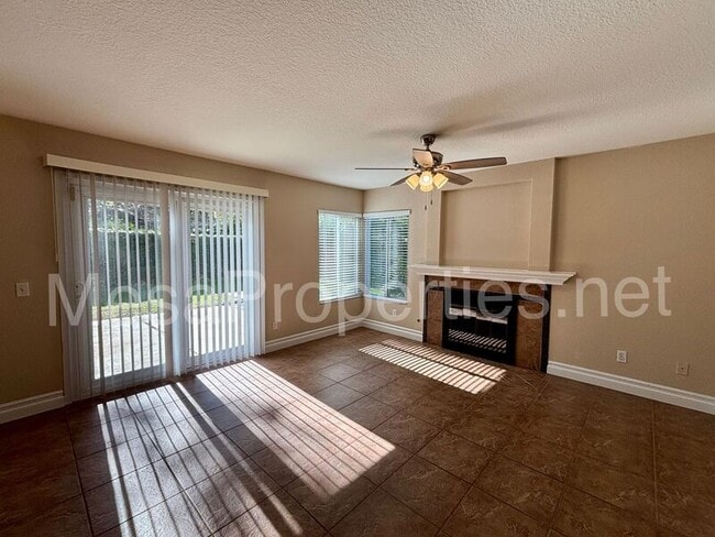 Building Photo - 15572 Ficus St