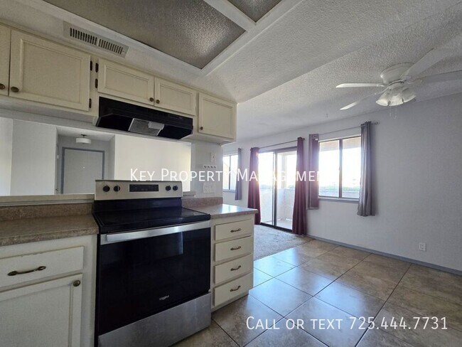 Building Photo - 3720 Snorkel Cir