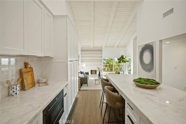 Building Photo - 23276 Atlantis Way