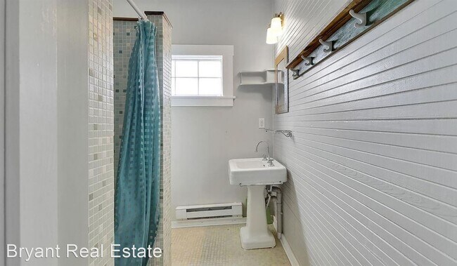 Building Photo - 3 br, 3 bath House - (C224) 719 Carolina B...