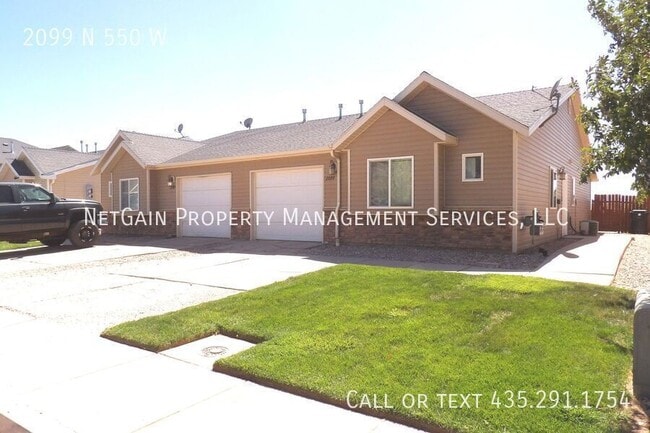 Building Photo - 2099 N 550 W