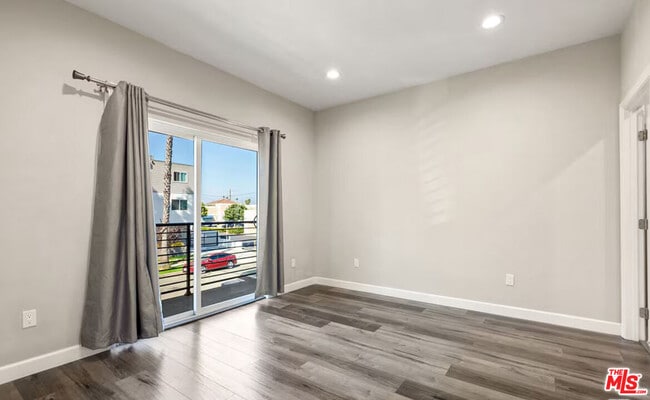 Building Photo - 14528 Killion St