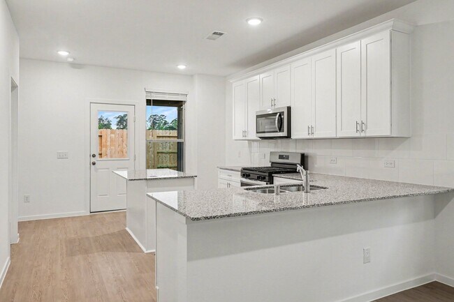 Building Photo - BRAND NEW - NEVER LIVED IN 4 bedroom - 2 1/2 bath in The Pines at Seven Coves
