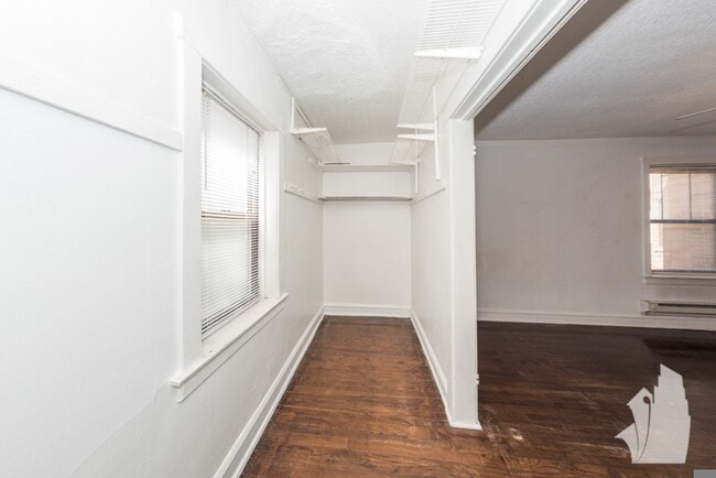 Building Photo - 2241 N Bissell St