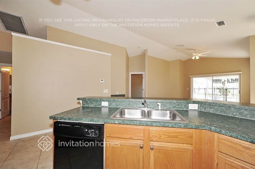 Building Photo - 7626 Clovelly Park Pl