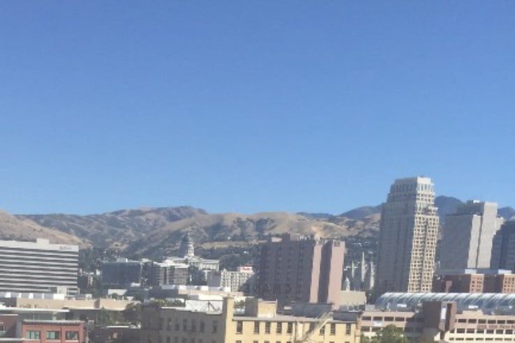 Building Photo - 360 Broadway