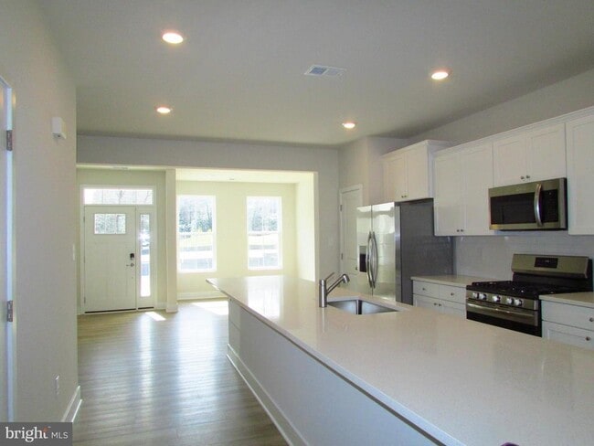 Building Photo - 31019 Nikelle Ln