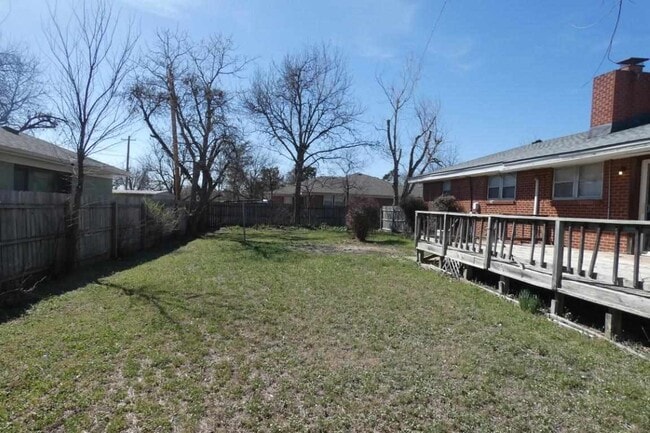 Building Photo - 3402 NW Atlanta Ave