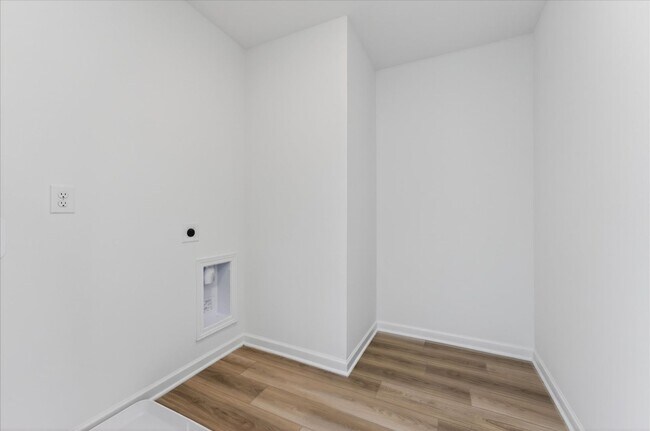 Building Photo - New Construction Four Bedroom!