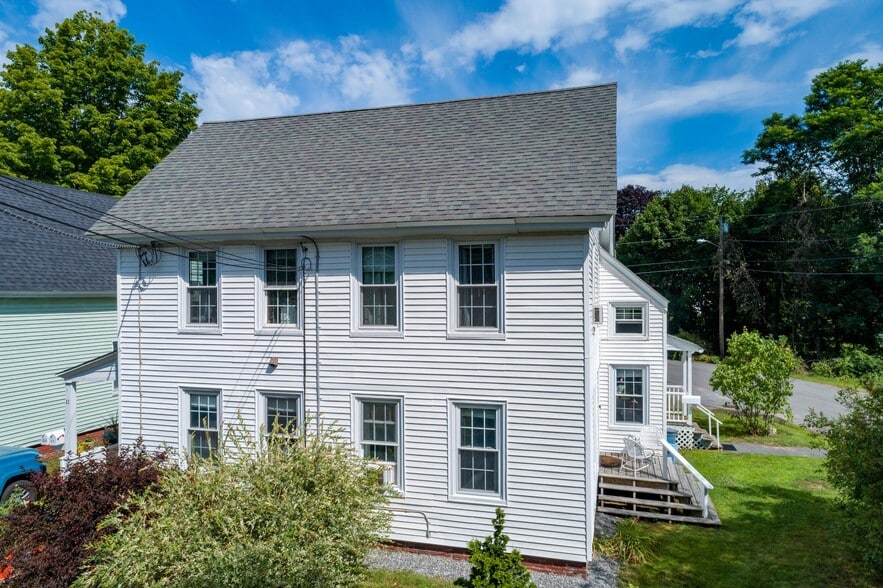 Primary Photo - 11 Maple St
