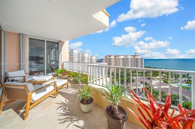 Building Photo - 789 Crandon Blvd