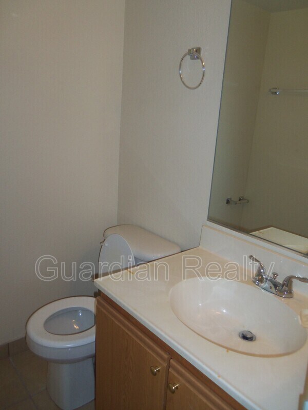 Building Photo - 2639 Jacyra Ave