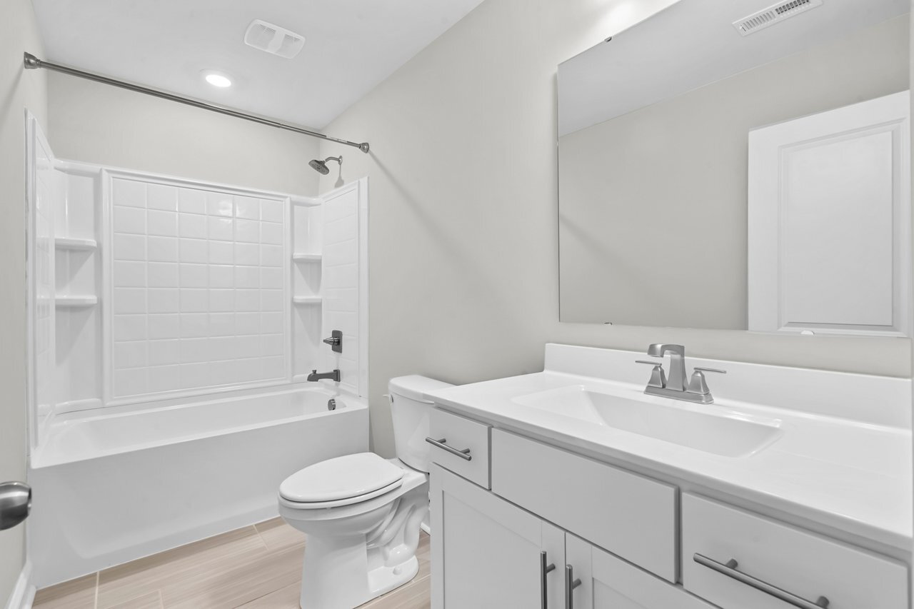 Building Photo - 1515 Hidden Falls Rd