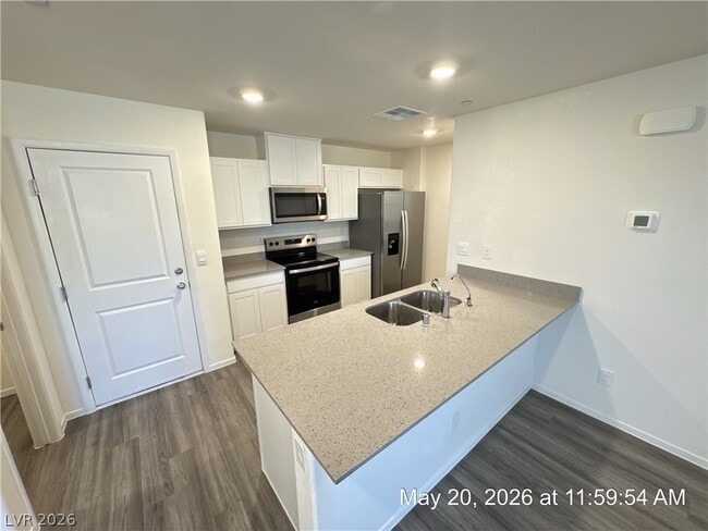 Building Photo - 4916 Apple Mesa Ave