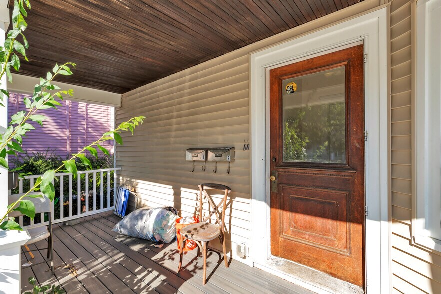 Building Photo - 31 Champney St