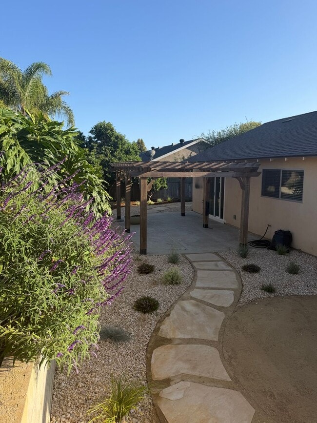 Building Photo - 78 San Fermo Dr